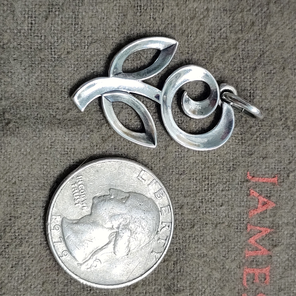 James Avery Silver Floral Pendant - Picture 4 of 6